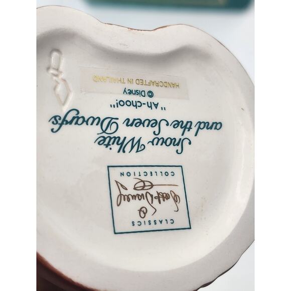 WDCC Sneezy Snow White Seven Dwarfs “Ah-Choo!” Disney Retired Vintage COA Box - Picture 8 of 16